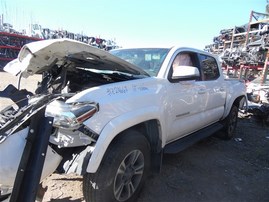 2017 Toyota Tacoma White Crew Cab 3.5L MT 4WD #Z24667